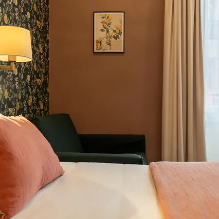 Hotell De France, Un Ammi 3*