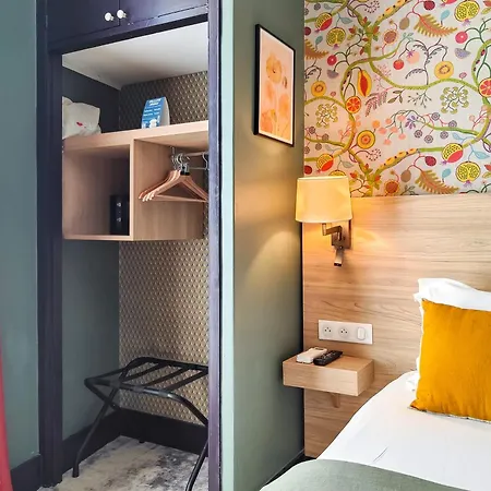 De France, Un Ammi 3*