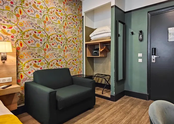 De France, Un Ammi Otel 3*