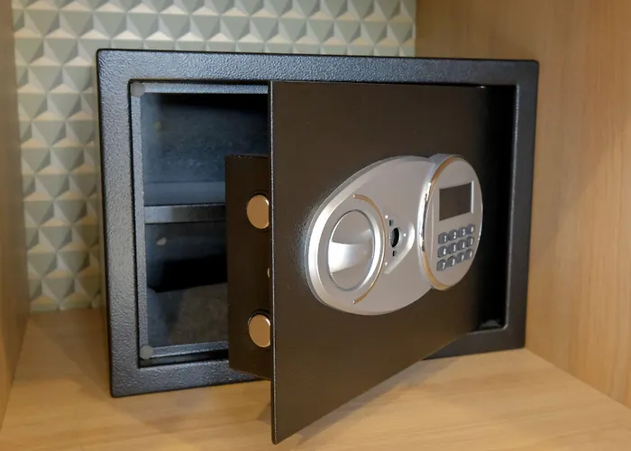 Otel De France, Un Ammi Nice